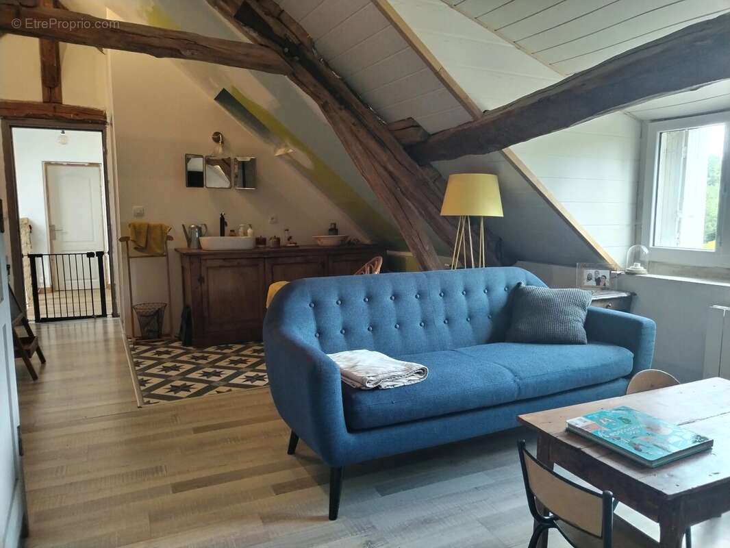 Maison à EGREVILLE