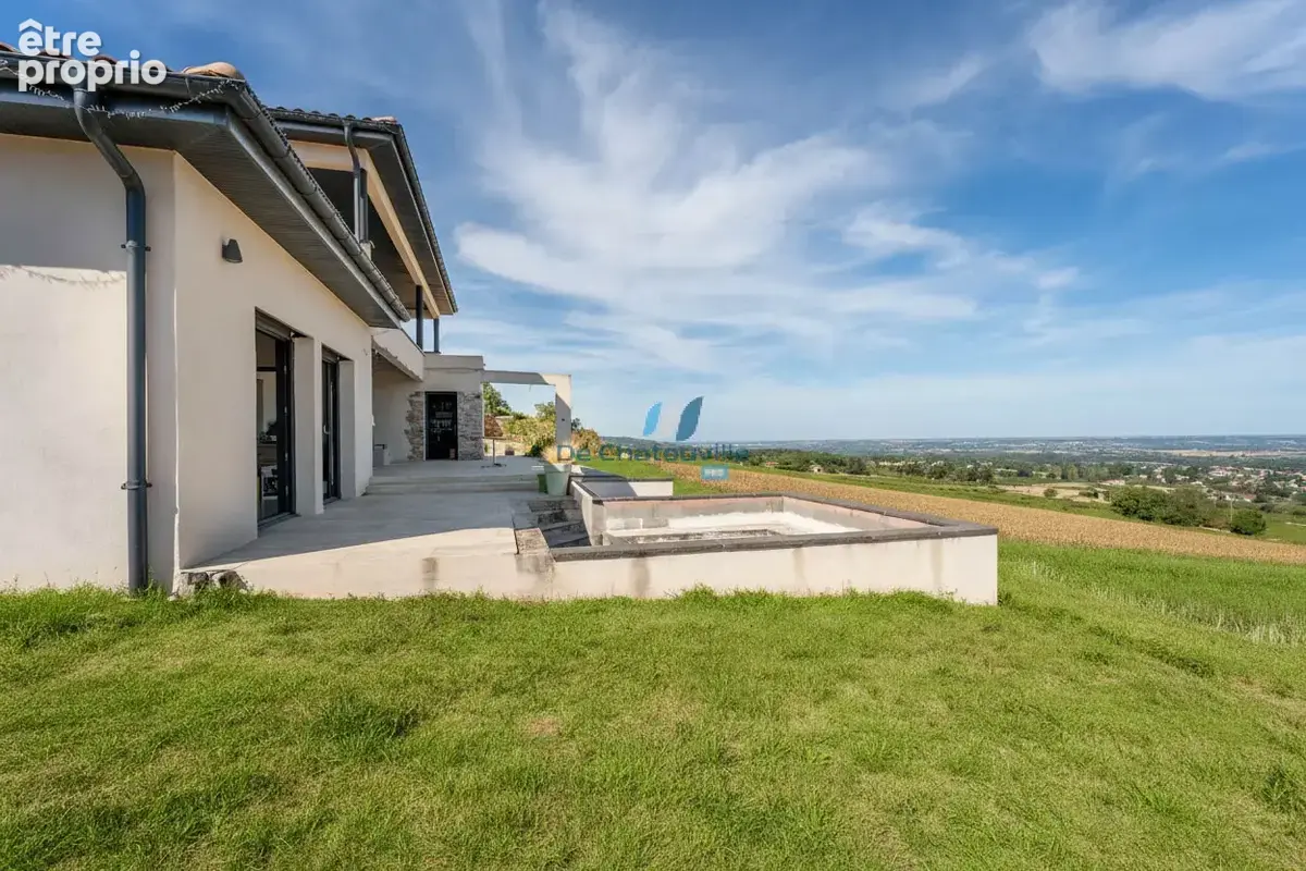 Maison contemporaine d'exception à Saint-Jean-des-Vignes (240 m2) - photo 14
