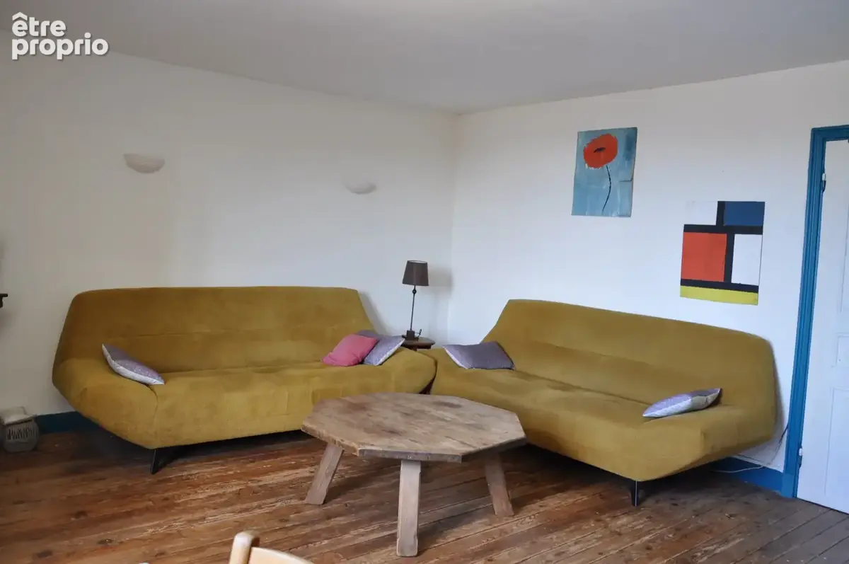 En montagne bourbonnaise, bel ensemble immobilier composé d'un commerce, d'un logement, et d'un fort potentiel - photo 9