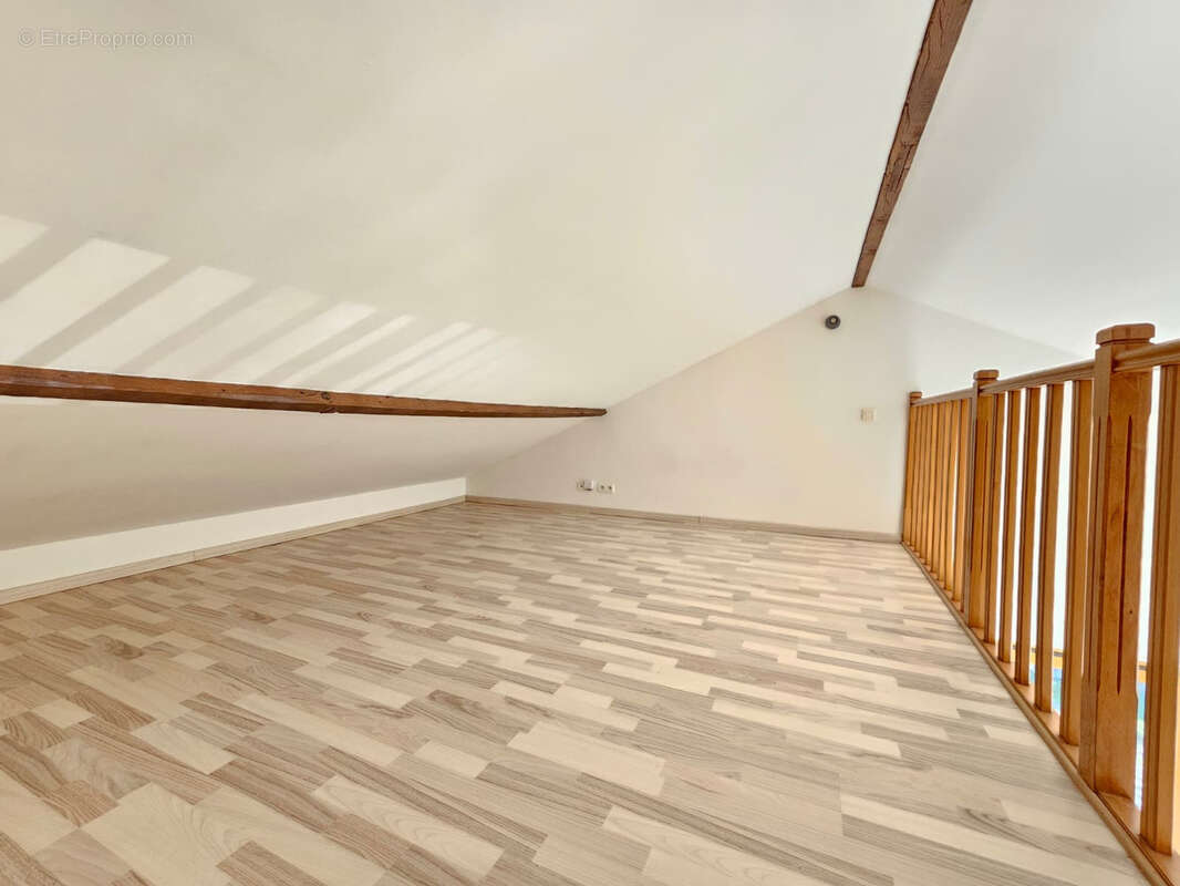 Appartement à BOISSY-SOUS-SAINT-YON