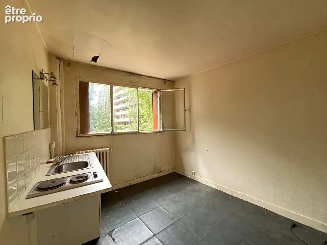 Chambre de service - 9.34 m2 / SAINT CLOUD VAL D'OR - photo 13