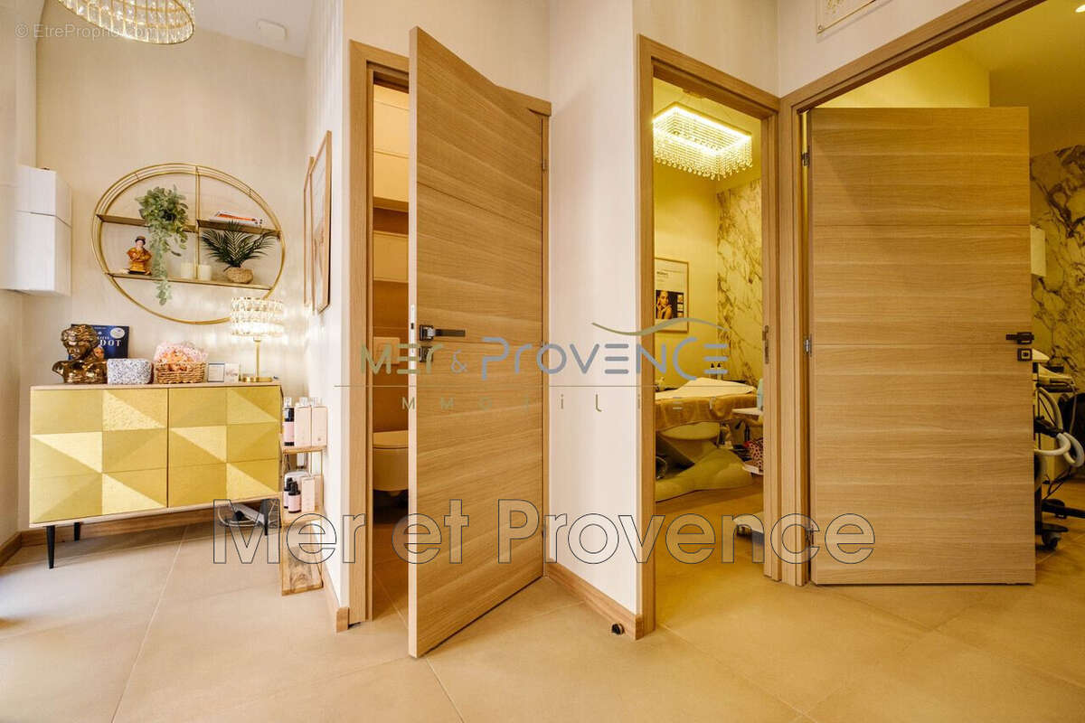 Commerce à SAINTE-MAXIME