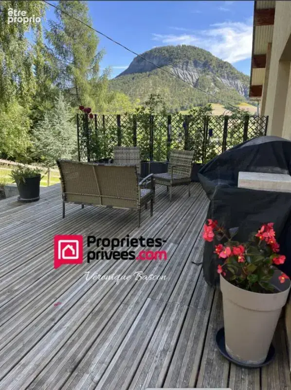 Maison 7 PIÈCES  ,Terrain  849M2 - photo 6