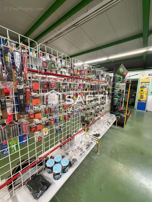 Commerce 338 m² à Arques  - photo 5