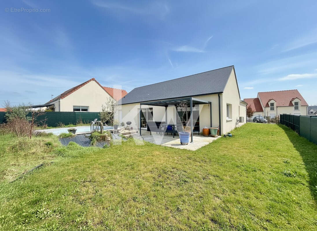 Maison à CHECY