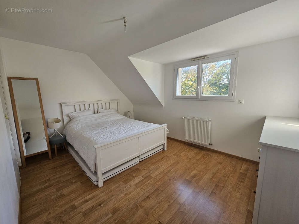 Maison à CORPS-NUDS