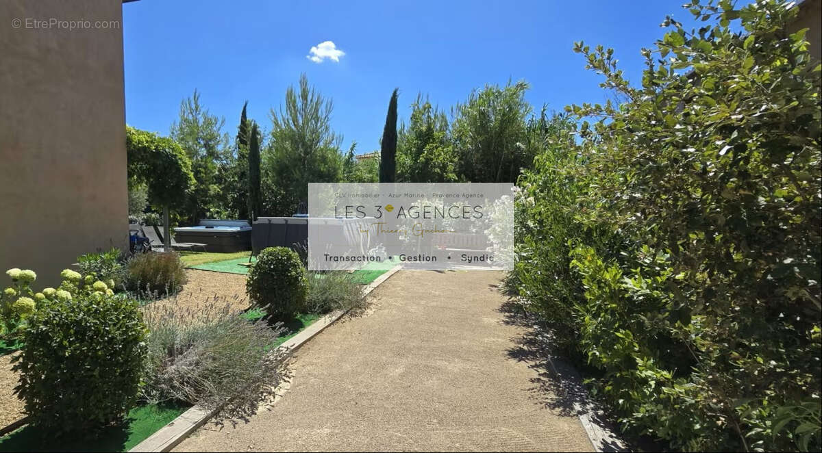 Maison à GRIMAUD