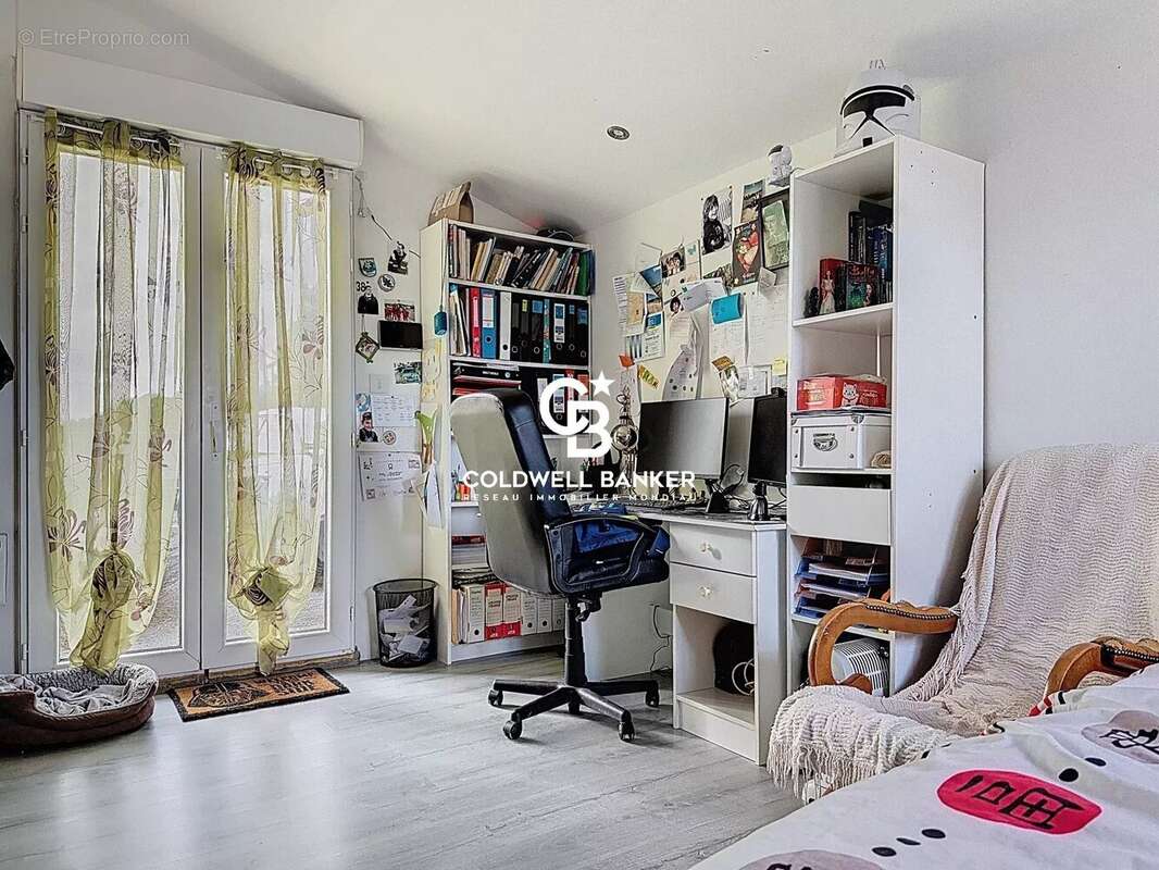 Maison à MONTPELLIER-DE-MEDILLAN