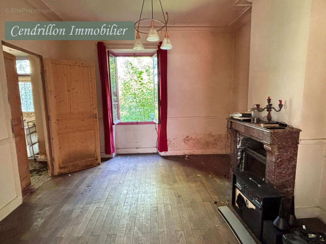 Maison à SAINT-DIZIER-LEYRENNE