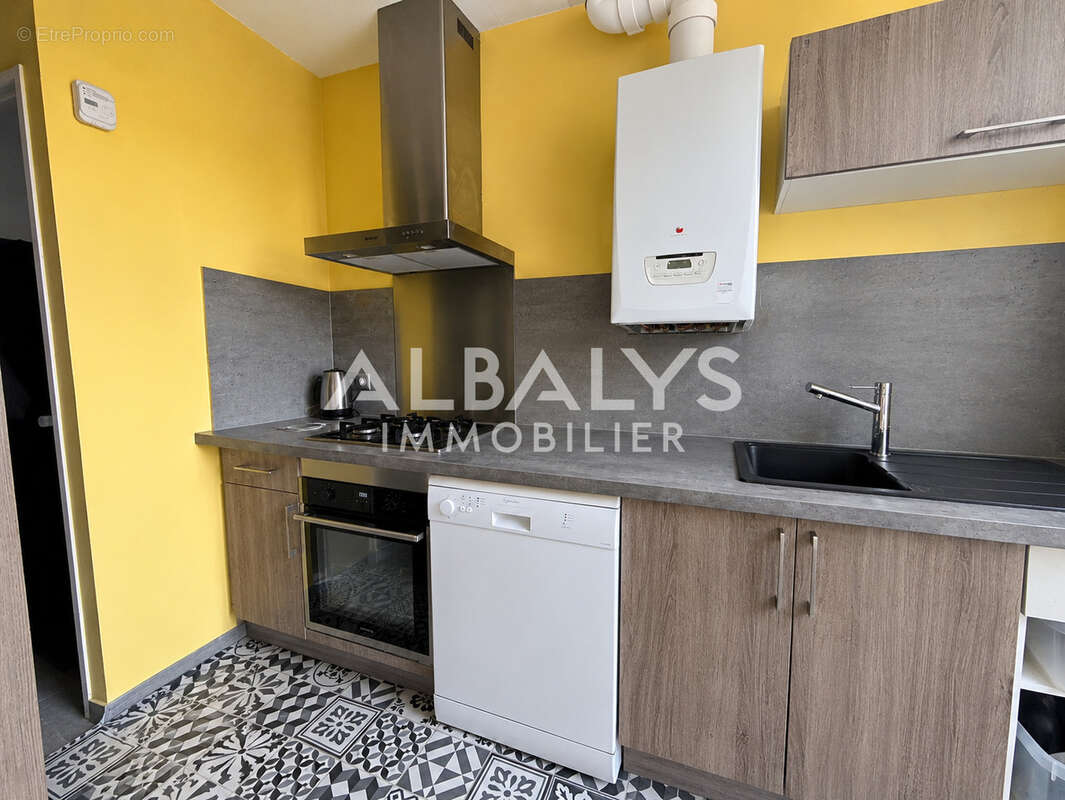 Idéal pour une famille, voir un investisseur. - photo 3