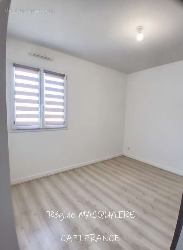 À vendre – Pavillon récent de plain‑pied (RT2012) : 4 pièces, 3 chambres, 1 259 m² de terrain, 44 m² de combles aménageables – V - photo 16