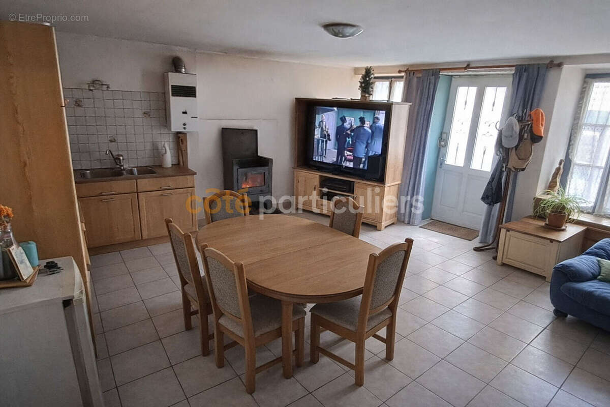 Maison à LES HERBIERS