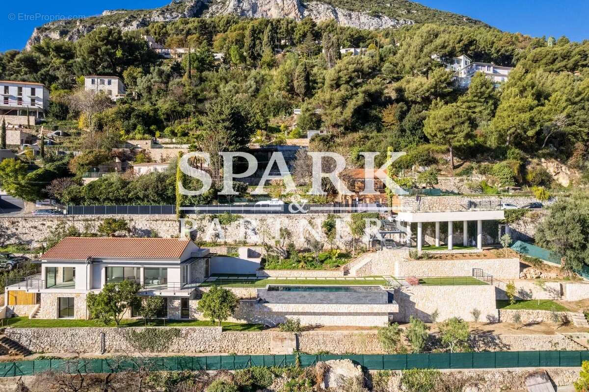 Maison à ROQUEBRUNE-CAP-MARTIN