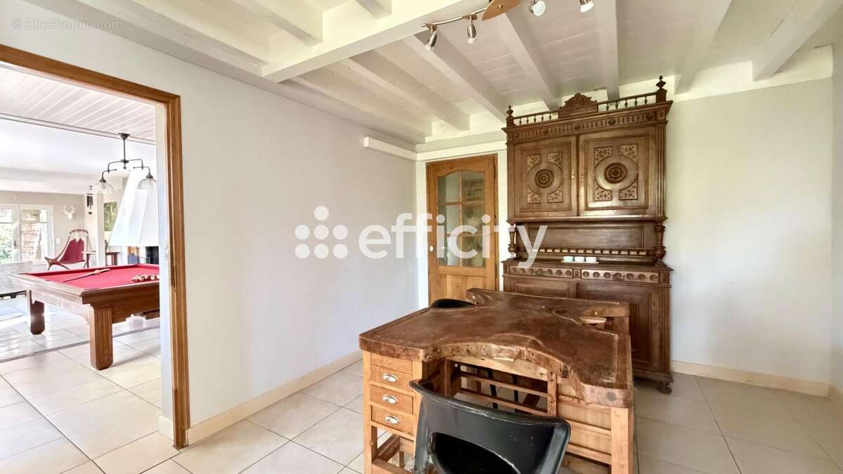 Maison 225 m² à Gujan-Mestras  - photo 11