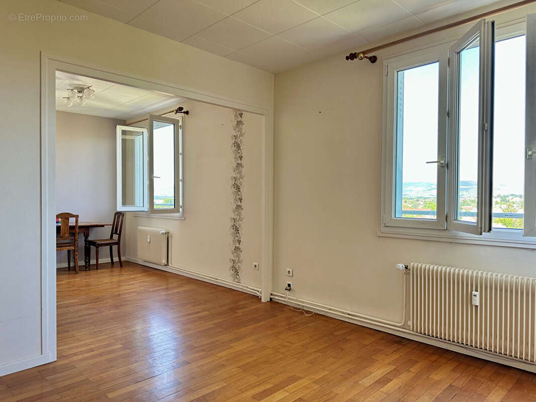 Appartement à BELLEVILLE