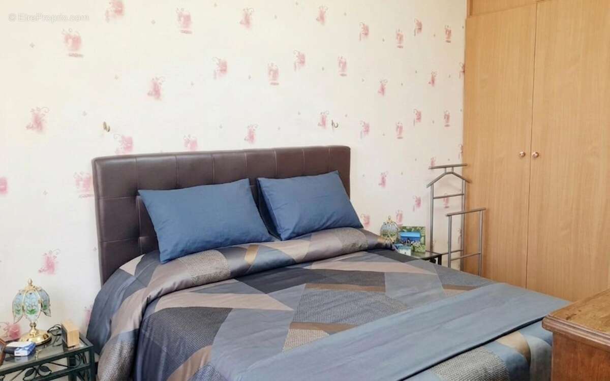 Maison à LE LANDREAU