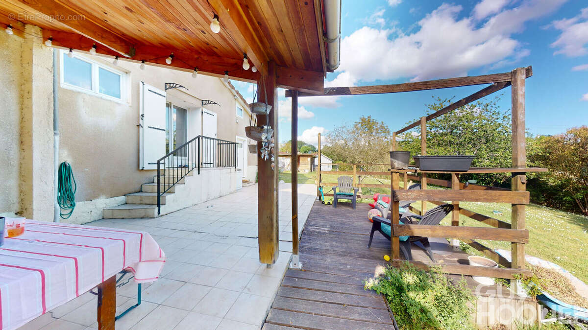 Maison de caractère rénové avec jardin - photo 4
