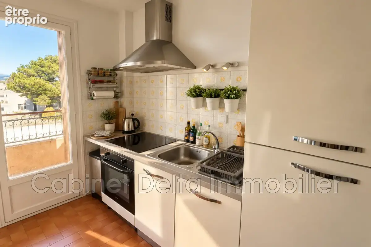 Appartement 2 pièces 49 m² à vendre à Sanary-Sur-Mer (83110) - photo 4