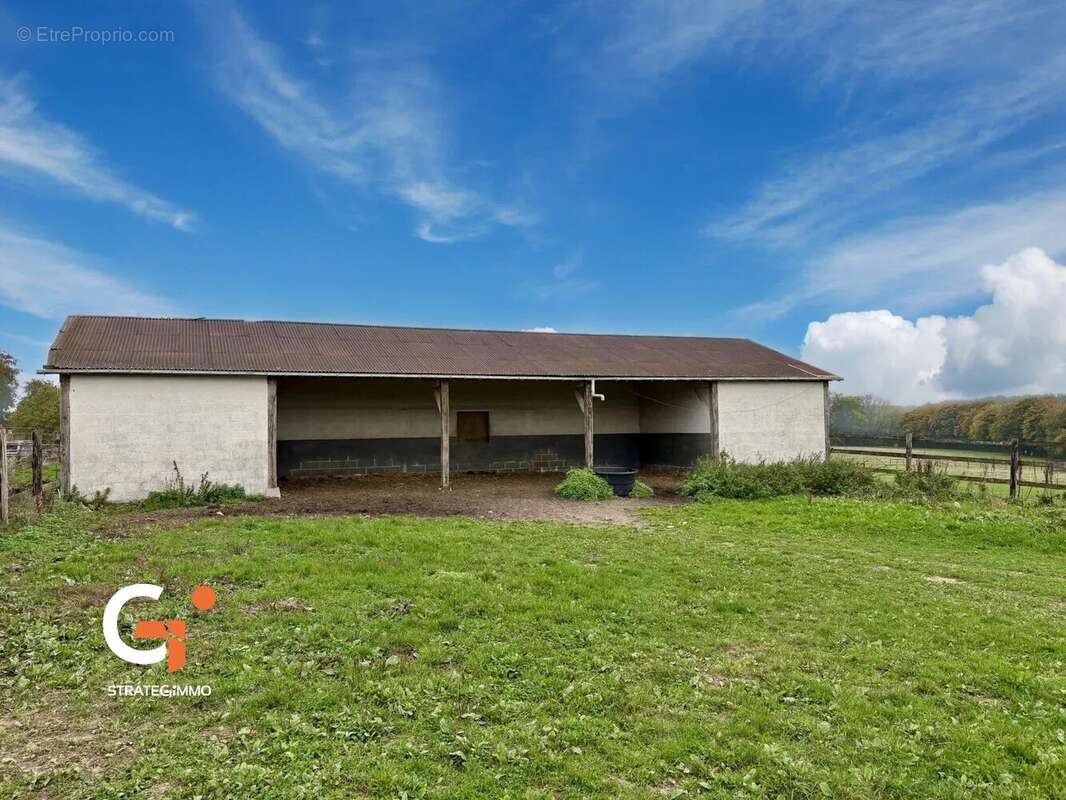 Maison à LA FEUILLIE