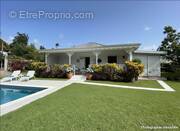 Maison à RIVIERE-SALEE