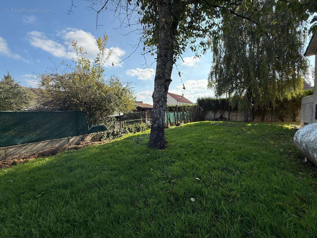 Maison à LAMARCHE-SUR-SAONE