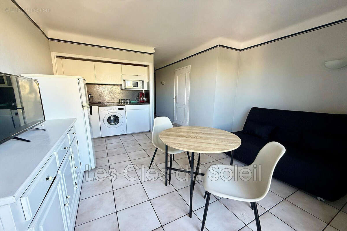 Appartement à HYERES