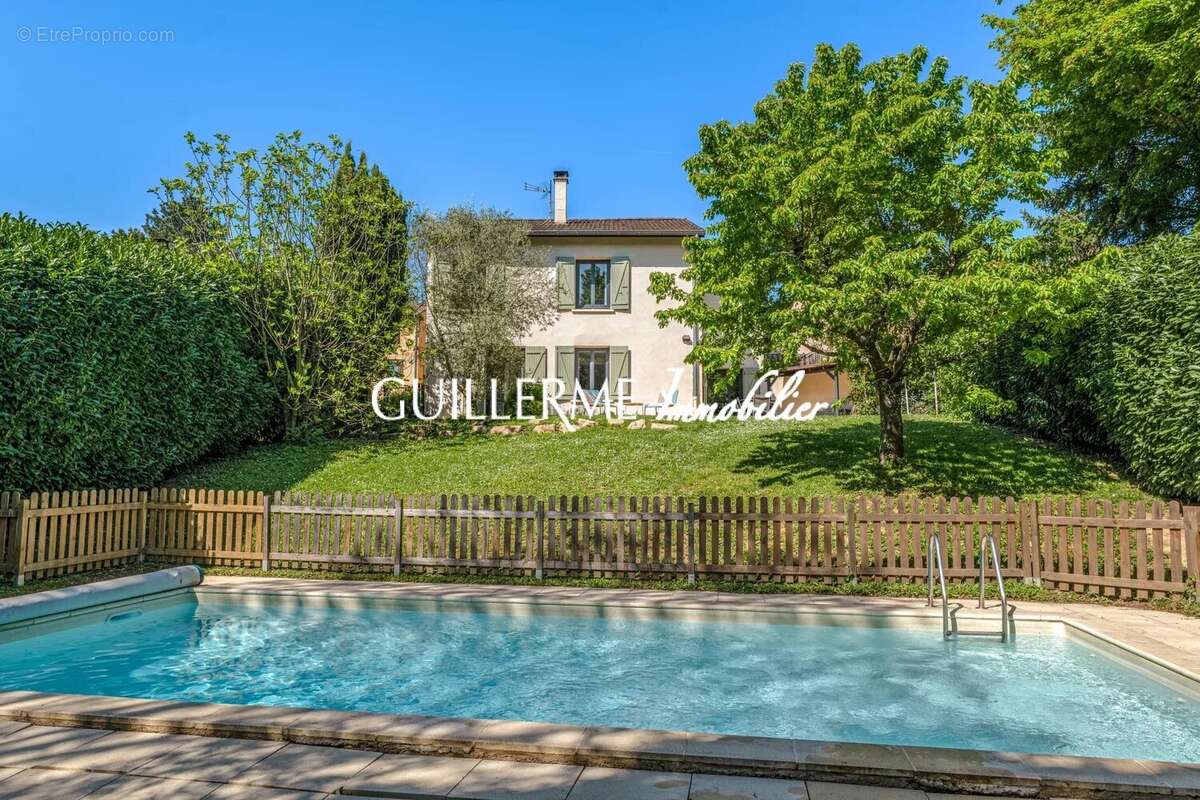 Maison à DARDILLY