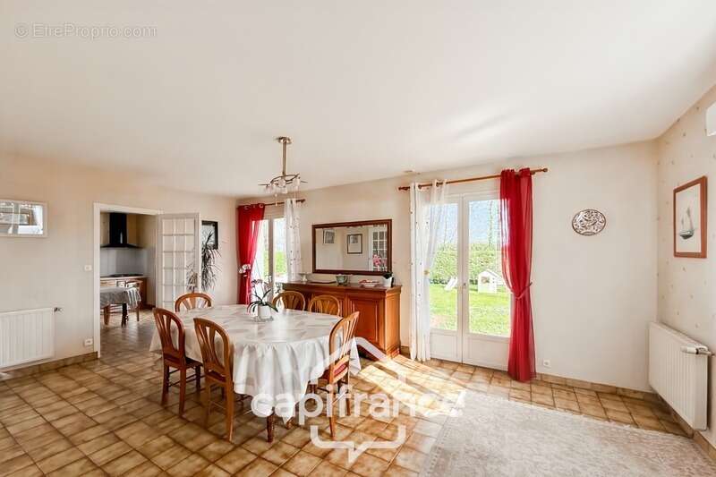 Maison à vendre 5 pièces BIEUZY LES EAUX (56) Maison familiale 4 chambres avec jardin – Pluméliau-Bieuzy - photo 3