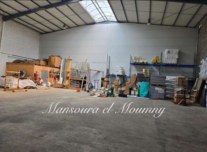 Local commercial moderne et cles en main (37) - photo 5