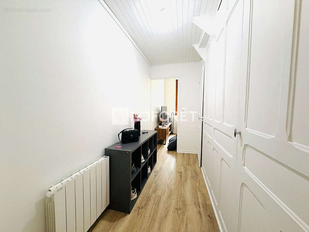 Appartement à LILLEBONNE