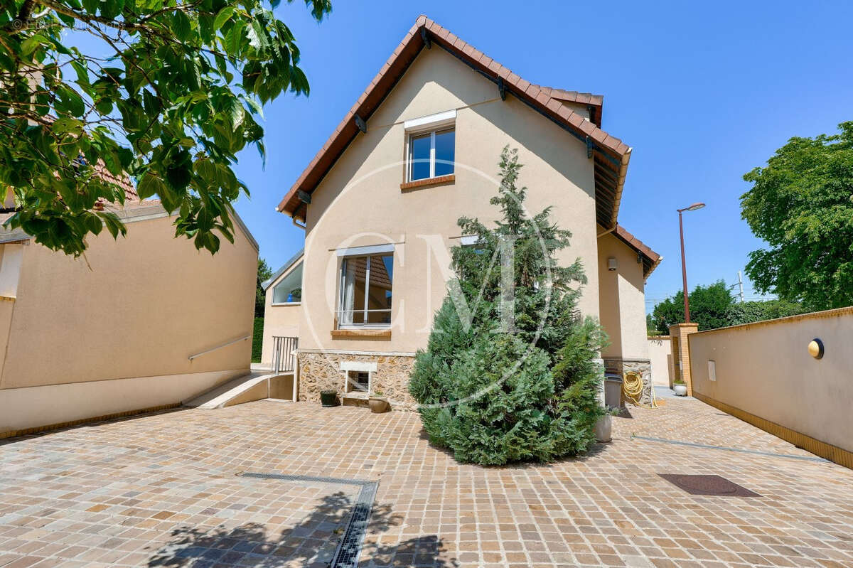 Maison à VERSAILLES