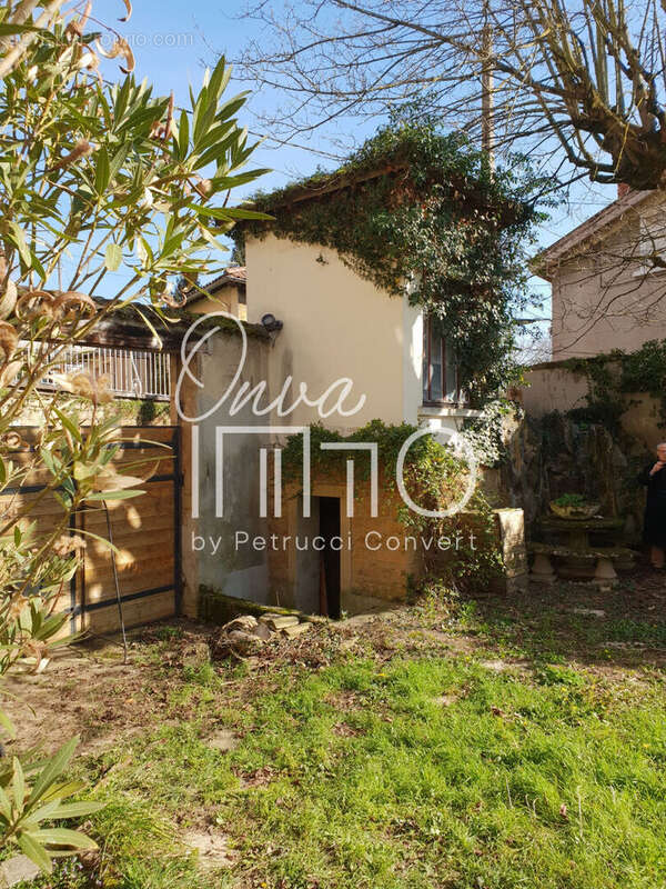 Maison à COLLONGES-AU-MONT-D&#039;OR