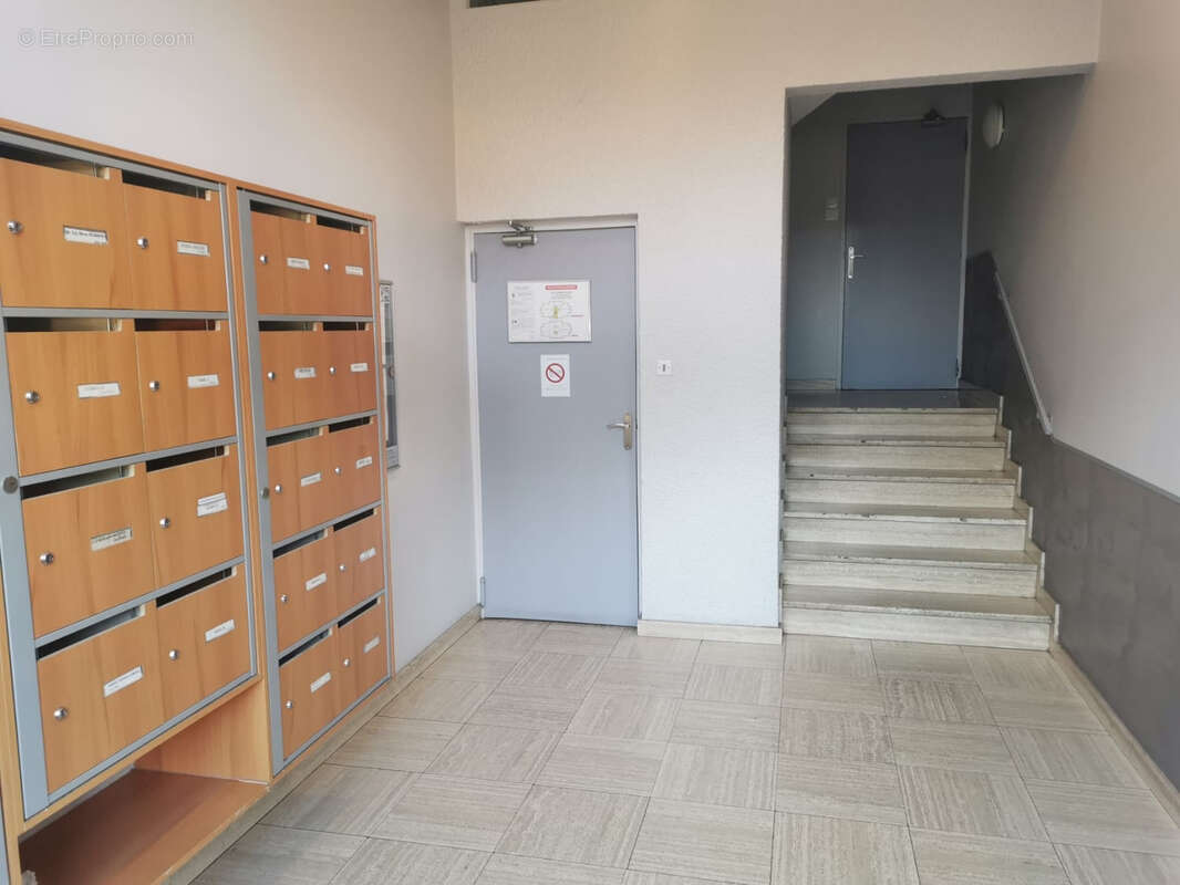 Appartement à SATHONAY-CAMP