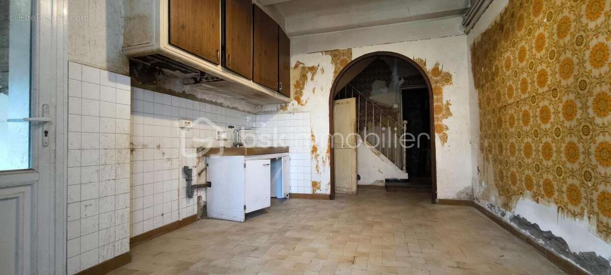 A vendre maison avec un jardin et 2 places de parking sur Vernègues - photo 8