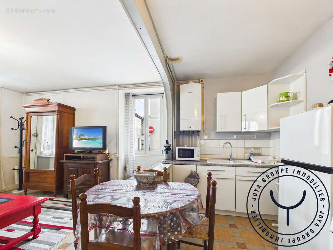Maison à BAR-SUR-SEINE
