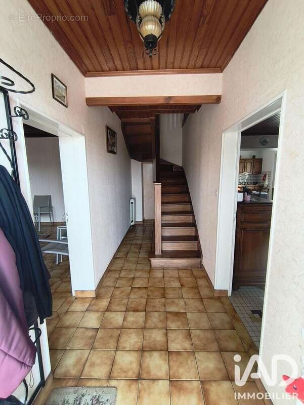 Maison 135 m² à Lugasson  - photo 9