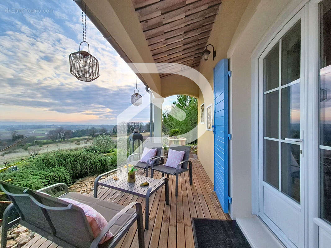 Maison à PIERRELATTE