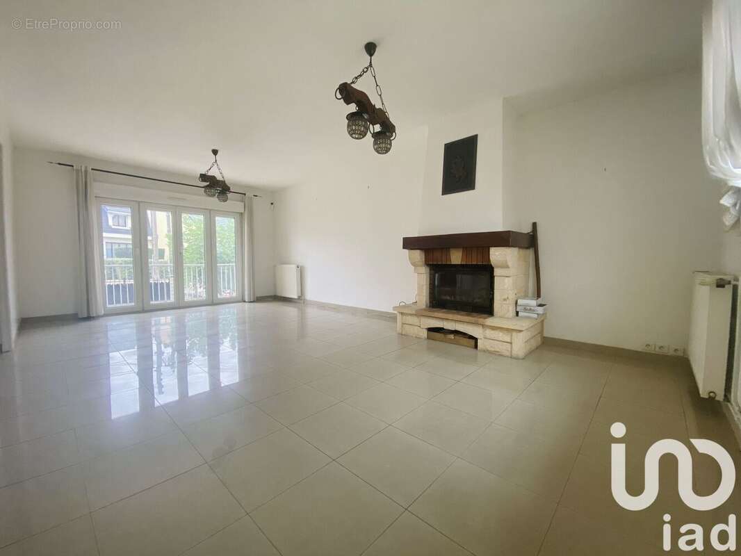 Photo 2 - Maison à ATHIS-MONS