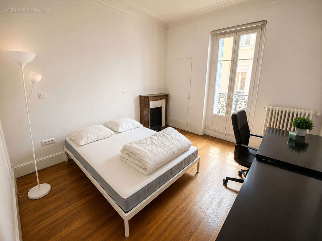 NOUVEAUTÉ - T3 au 1er étage - 53.36m2 - Proche gare - photo 3