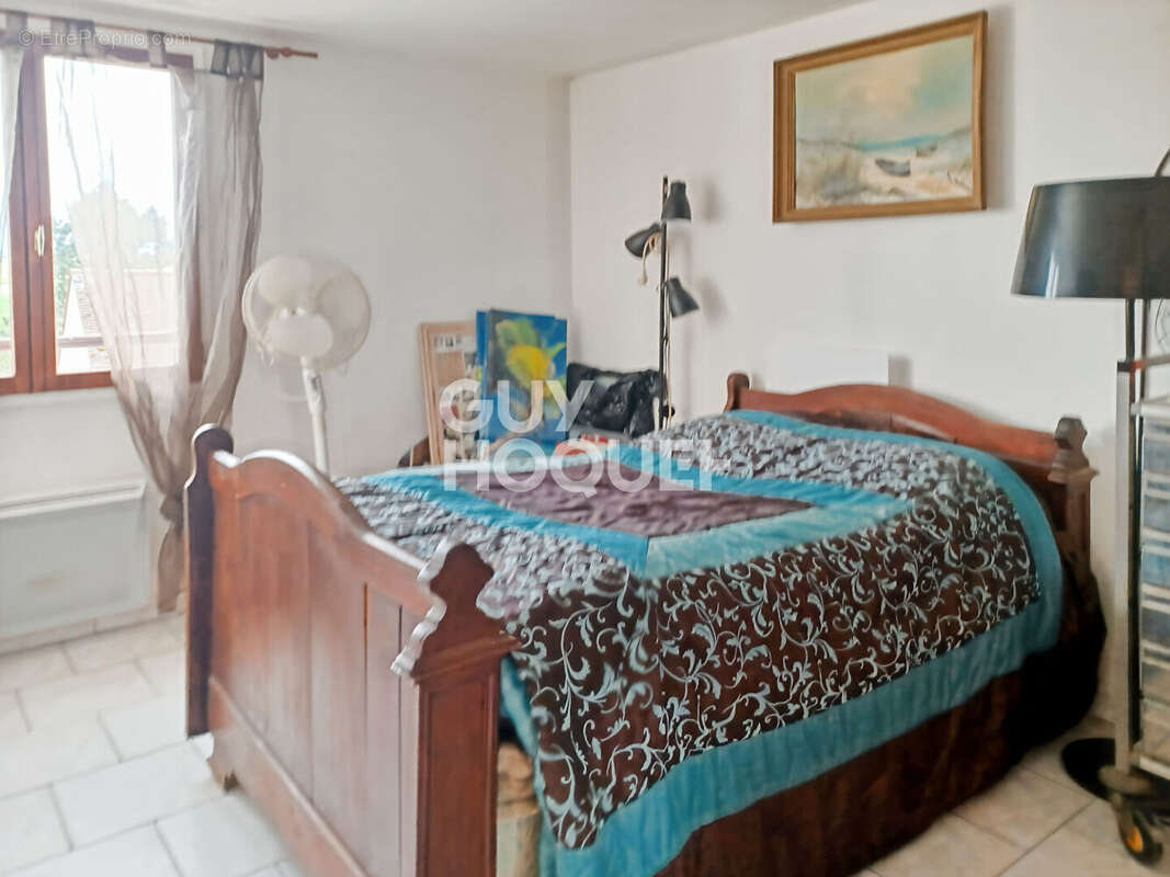 Maison à CHAUMES-EN-BRIE