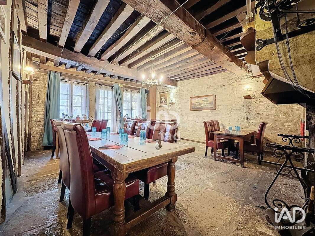 Photo 7 - Commerce à BEZE