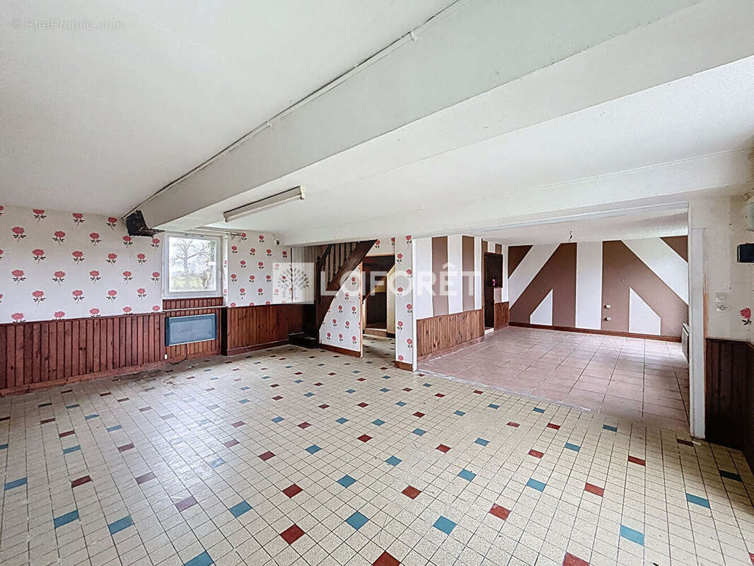 Maison à BELLOU-EN-HOULME