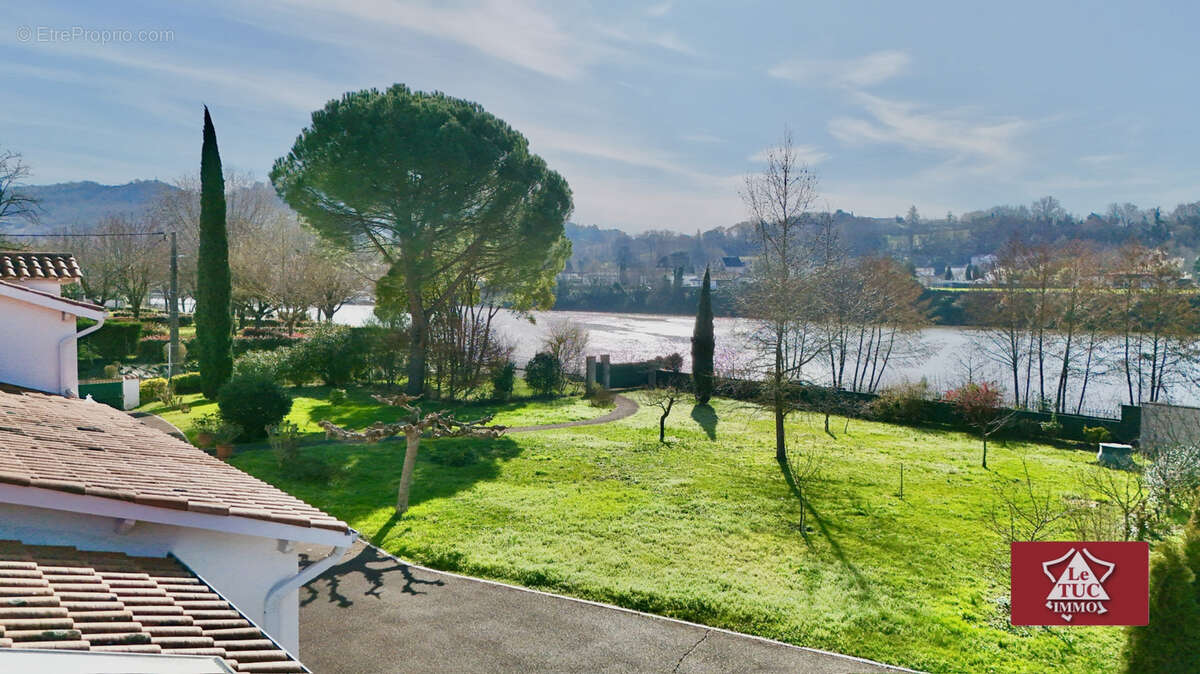 Maison à SAINT-SYLVESTRE-SUR-LOT