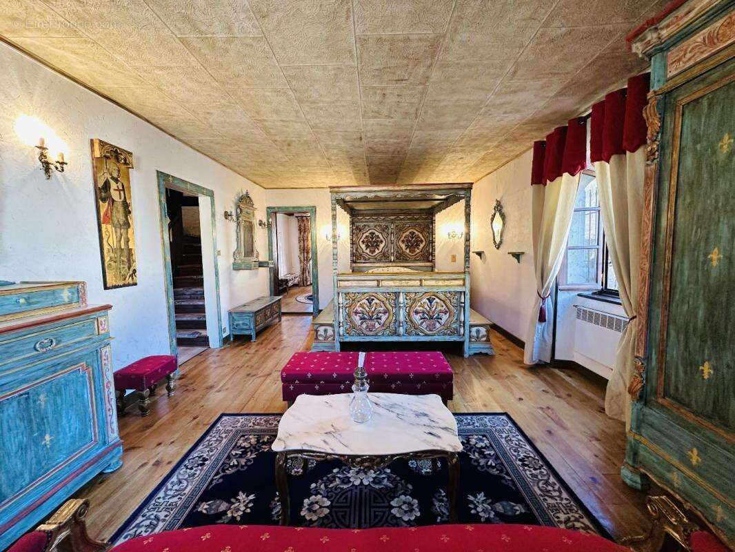 Maison à PRAT-BONREPAUX