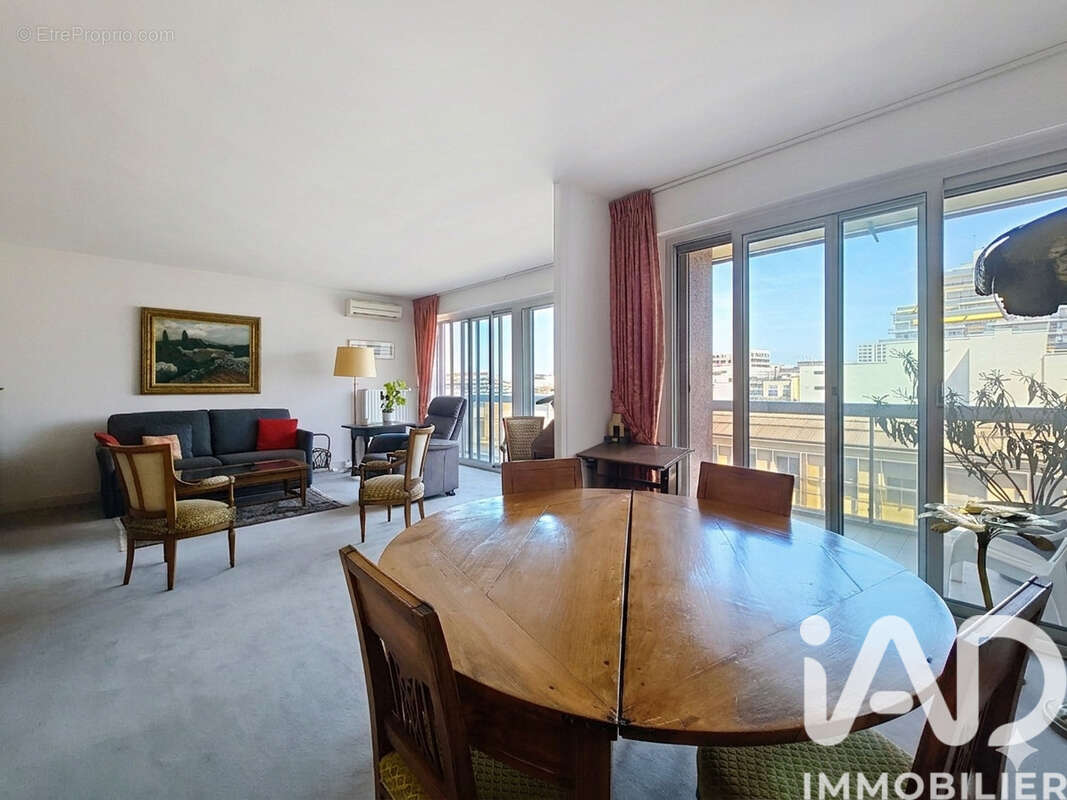 Photo 4 - Appartement à PARIS-15E