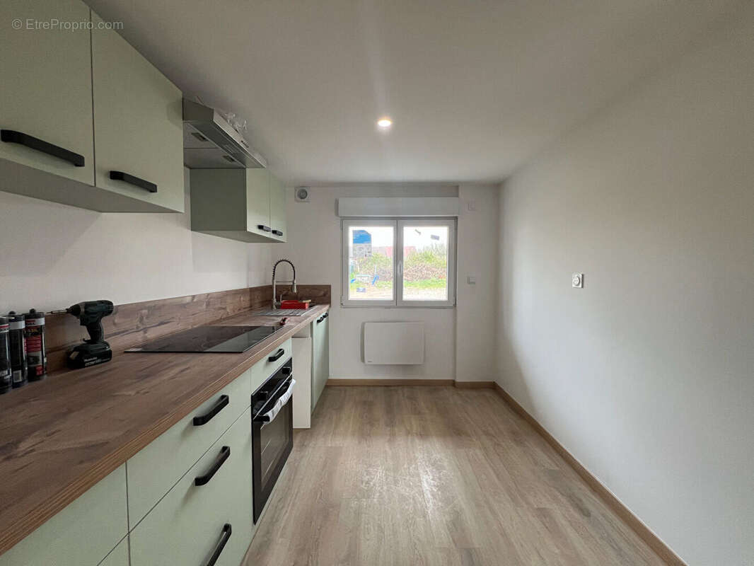 Appartement à VEZERONCE-CURTIN