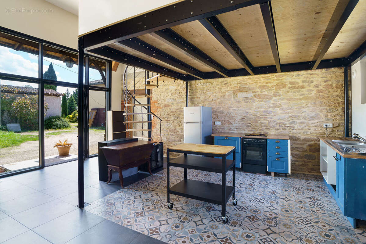 Maison à REPLONGES