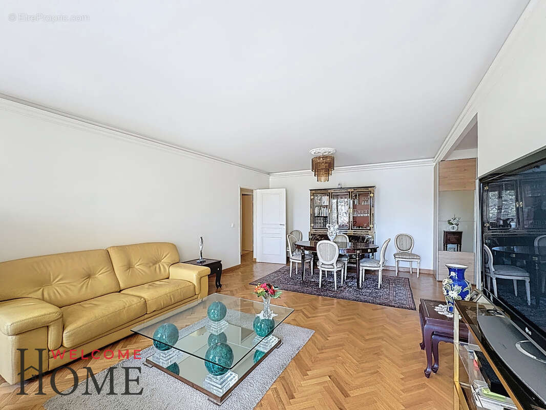 Appartement à LEVALLOIS-PERRET
