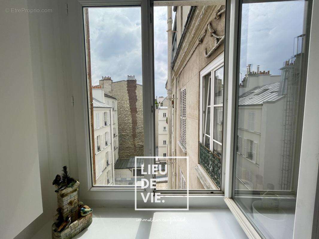 Appartement à PARIS-15E