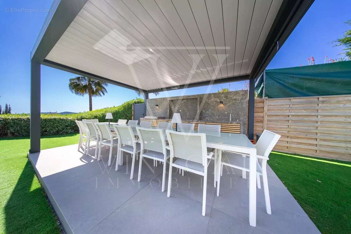 Maison à VILLENEUVE-LOUBET